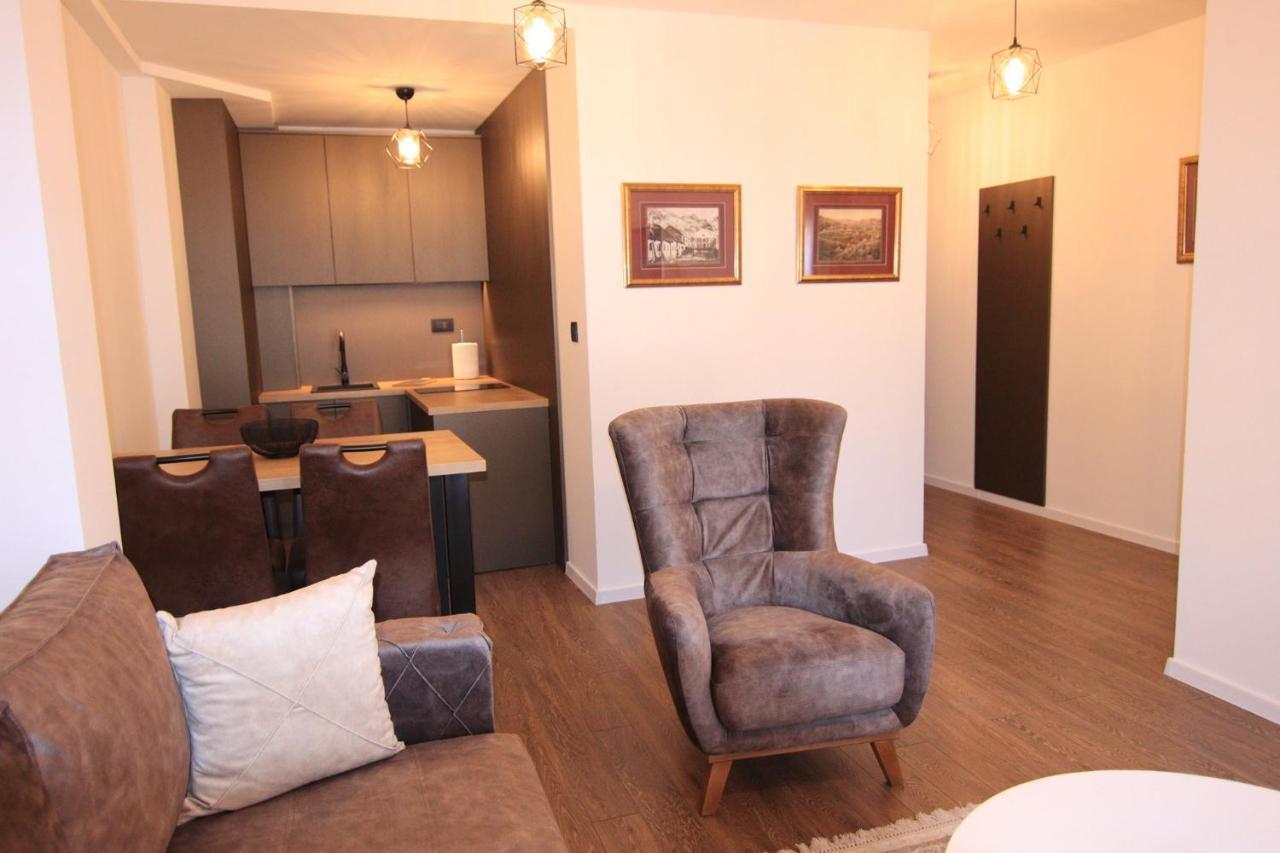 Apartmani Fantasia Cetinje Exterior foto