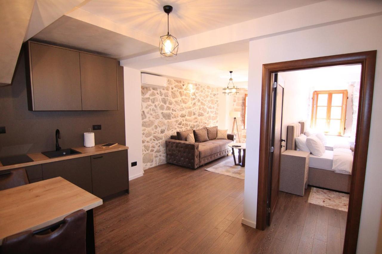 Apartmani Fantasia Cetinje Exterior foto