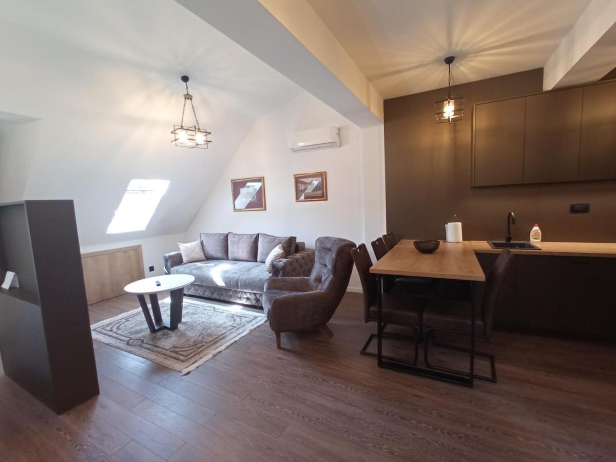 Apartmani Fantasia Cetinje Exterior foto
